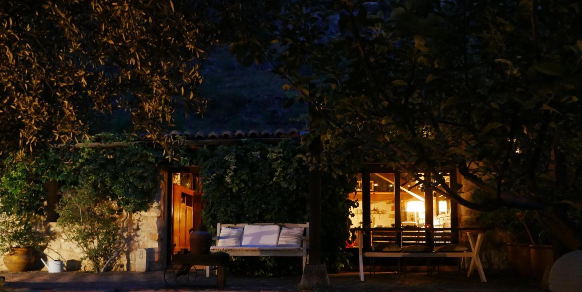 Гостевой дом Casa Corazon De Piedra En El Rio Dulce Арагоса Экстерьер фото
